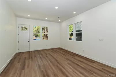 911 Sugarloaf Boulevard, Big Bear City, CA 92314 - Photo 16