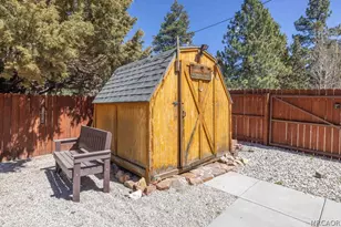 457 E Mountain View Blvd, Big Bear City, CA 92314 - Photo 20