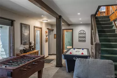 43656 Ridge Crest Drive, Big Bear Lake, CA 92315 - Photo 16