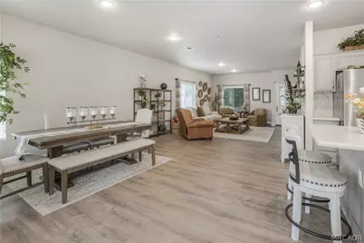 64279 Eagle Mountain Avenue, Desert Hot Springs, CA 92240 - Photo 10