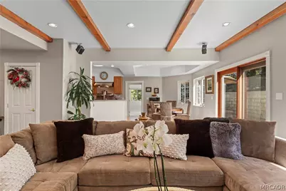 197 Massive Road, Lake Arrowhead, CA 92352 - Photo 2