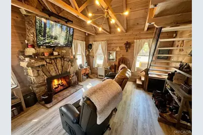 209 Dawn Drive, Big Bear City, CA 92314 - Photo 4