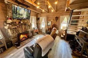 209 Dawn Dr, Big Bear City, CA 92314 - Photo 4