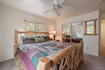 143 Santa Barbara Avenue, Sugarloaf, CA 92386 - Photo 12