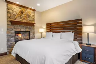 40671 Village Dr, Big Bear Lake, CA 92315 - Photo 12