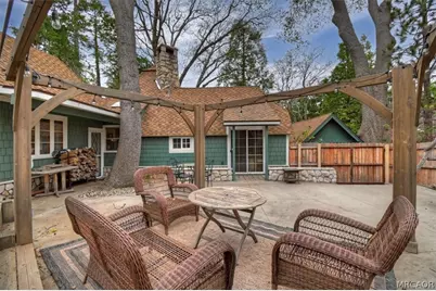295 Sunset Drive, Lake Arrowhead, CA 92352 - Photo 38
