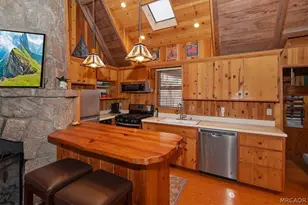 295 Sunset Dr, Lake Arrowhead, CA 92352 - Photo 16