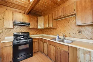 598 Maple Ln, Sugarloaf, CA 92386 - Photo 14