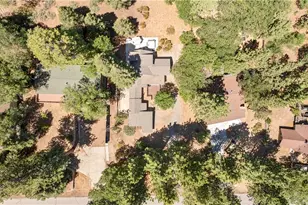 774 Eureka Dr, Big Bear Lake, CA 92315 - Photo 32