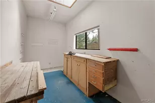 39470 Lake Dr, Big Bear Lake, CA 92315 - Photo 50