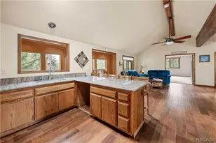 39470 Lake Dr, Big Bear Lake, CA 92315 - Photo 14