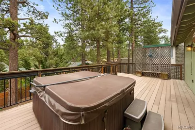 39470 Lake Drive, Big Bear Lake, CA 92315 - Photo 18