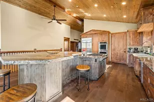 43565 Wolf Rd, Big Bear Lake, CA 92315 - Photo 20