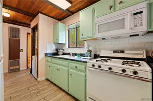 43132 Grizzly Rd, Big Bear Lake, CA 92315 - Photo 12