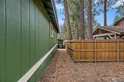 43132 Grizzly Road, Big Bear Lake, CA 92315 - Photo 26
