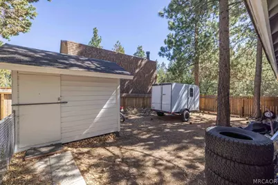 562 Wabash Lane, Sugarloaf, CA 92386 - Photo 32