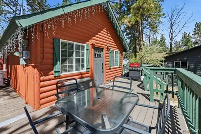 306 Victoria Lane, Sugarloaf, CA 92386 - Photo 8