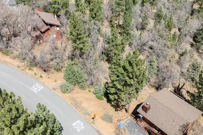 1530 Tuolumne Road, Big Bear City, CA 92314 - Photo 2