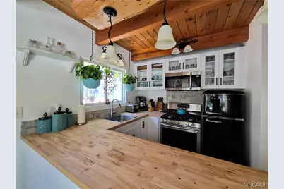 40155 Mahanoy Lane, Big Bear Lake, CA 92315 - Photo 4
