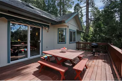 196 B Lane, Lake Arrowhead, CA 92352 - Photo 8