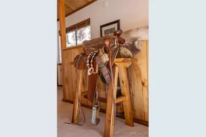 1109 Brookside Lane, Fawnskin, CA 92333 - Photo 12