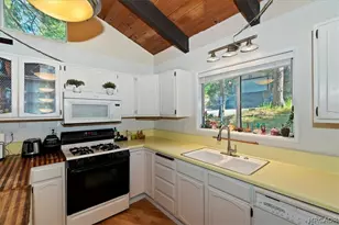 770 Berne Dr, Crestline, CA 92325 - Photo 14