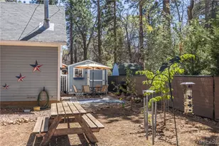 364 Leonard Ln, Sugarloaf, CA 92386 - Photo 14