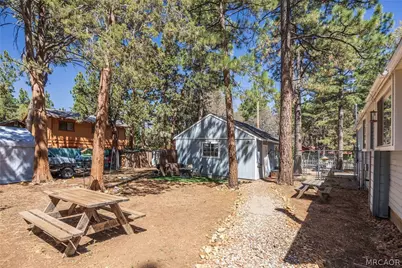 364 Leonard Lane, Sugarloaf, CA 92386 - Photo 14