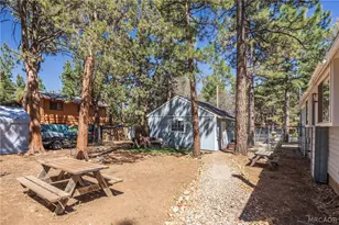 364 Leonard Ln, Sugarloaf, CA 92386 - Photo 14