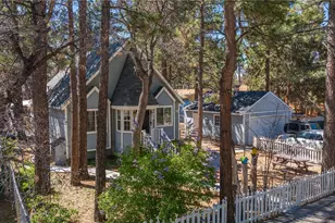364 Leonard Ln, Sugarloaf, CA 92386 - Photo 8