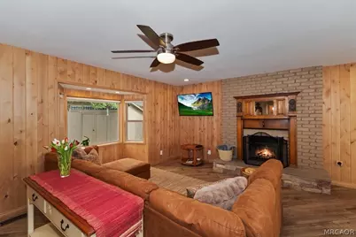 222 Eagle Drive, Big Bear Lake, CA 92315 - Photo 6