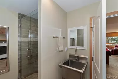 222 Eagle Drive, Big Bear Lake, CA 92315 - Photo 18