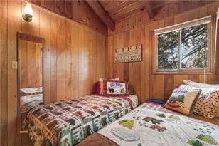 748 Lake Dr, Lake Arrowhead, CA 92352 - Photo 6