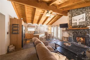 696 Lupin Ln, Big Bear Lake, CA 92315 - Photo 2