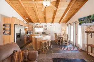 696 Lupin Ln, Big Bear Lake, CA 92315 - Photo 6