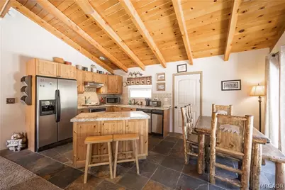 696 Lupin Lane, Big Bear Lake, CA 92315 - Photo 10