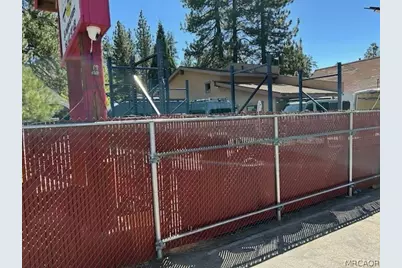 320 W Big Bear Boulevard, Big Bear City, CA 92314 - Photo 2