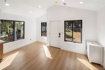 425 Castella Lane, Big Bear Lake, CA 92315 - Photo 20