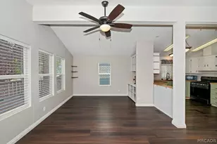 391 Montclair Dr, Big Bear City, CA 92314 - Photo 8