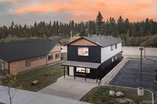 42692 Moonridge Rd, Big Bear Lake, CA 92315 - Photo 2