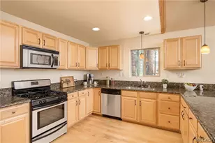864 Jay Bird Ln, Big Bear Lake, CA 92315 - Photo 28