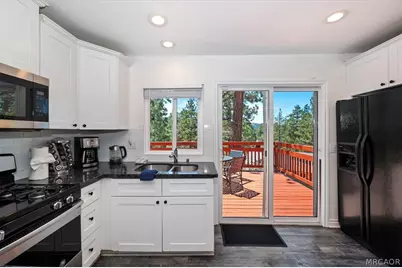 490 Vista Lane, Big Bear Lake, CA 92315 - Photo 14
