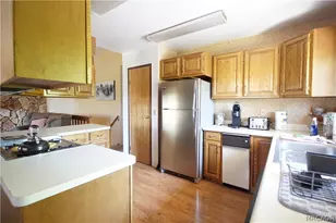 33393 Robin Dr, Green Valley Lake, CA 92341 - Photo 4