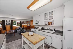 1099 Canyon Rd, Fawnskin, CA 92333 - Photo 14