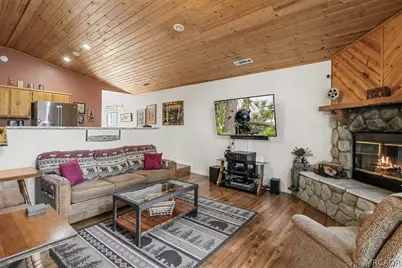 42821 Cougar Road, Big Bear Lake, CA 92315 - Photo 10