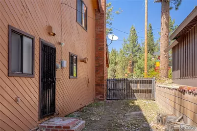 39945 Trail Of The Whispering Pines Road, Big Bear Lake, CA 92315 - Photo 26