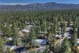 391 Montclair Dr, Big Bear City, CA 92314 - Photo 36