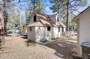 298 Maple Ln, Sugarloaf, CA 92386 - Photo 20