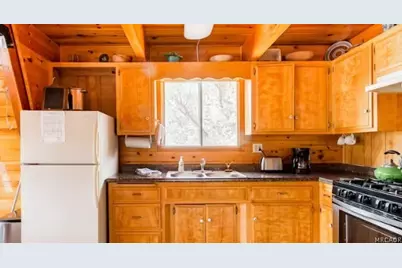 43469 Sheephorn Road, Big Bear Lake, CA 92315 - Photo 12