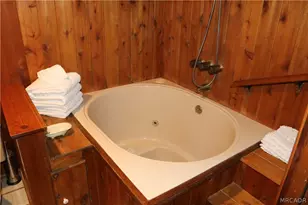 400 Shakespeare Ln, Big Bear City, CA 92314 - Photo 10